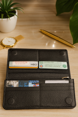 A Magnetic lock wallet