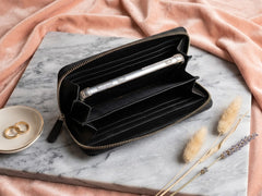 Women's Black Crocodile Textured Genuine Leather Zipper Wallet Pakistan