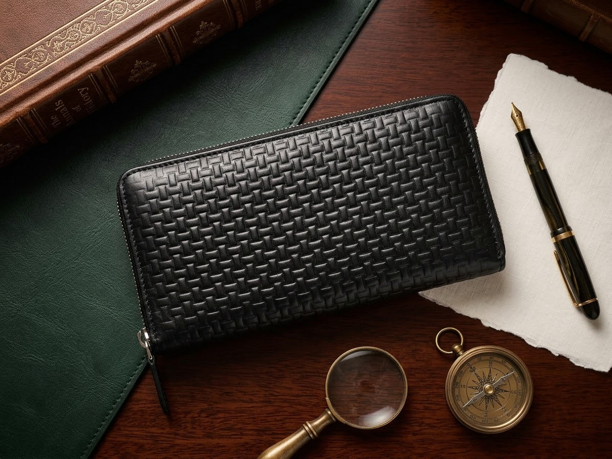 Women's Black Zipper Genuine Leather Woven Wallet Pakistan